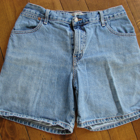 Levi's Pants - Levi's Denim High Waist Jean Shorts ~ Relaxed 550
